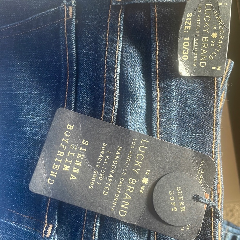 Lucky Brand Sienna Slim Boyfriend jeans